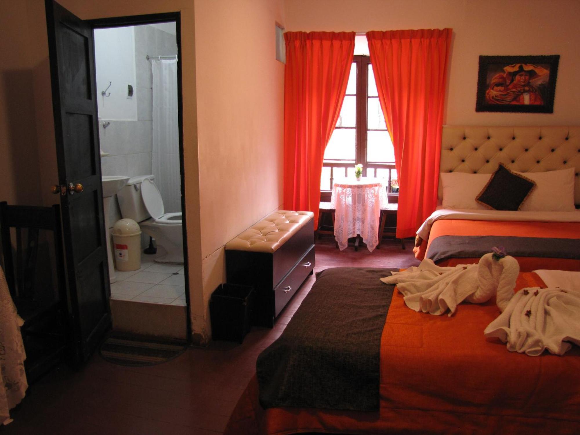 Imperial Golden House Inn Куско Екстер'єр фото